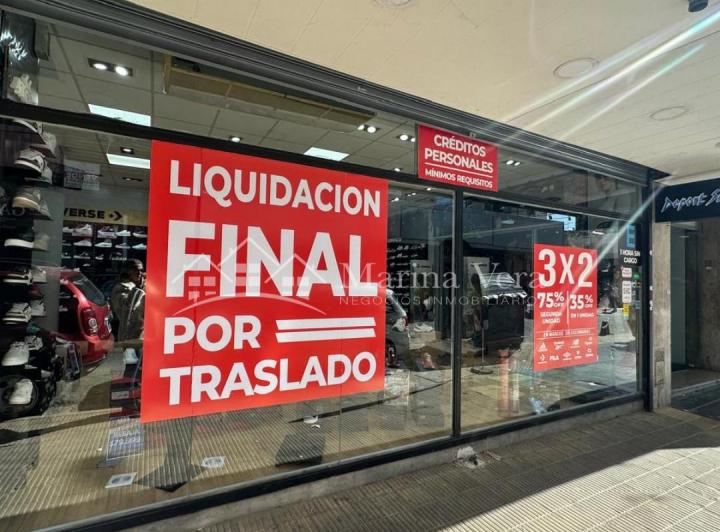 Local comercial · 211m² · 1 Ambiente