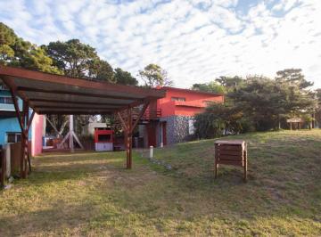 Casa de 4 ambientes, Mar Azul · Casa en Venta Terreno en Esquina - Mar Azul Funcional y con Potencial