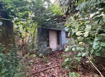 Entrada de la propiedad edificada · Venta de Lote/terreno en Moreno Centro