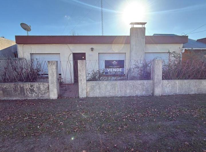Casa · 79m² · 4 Ambientes · 1 Cochera