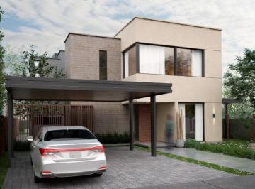 Casa · 221m² · 5 Ambientes · 2 Cocheras · Venta de Casa a Estrenar Barrio Privado Lujan de Cuyo