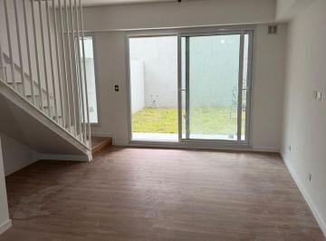 Departamento · 70m² · 3 Ambientes · Venta Depto 3 Amb en Saavedra con Jardin Propio Pb
