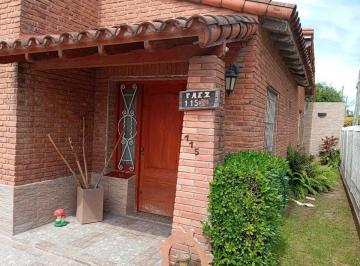 Casa · 180m² · 4 Ambientes · 1 Cochera · Casa Venta 3 Dorm. Alte. Brown Garage y Fondo
