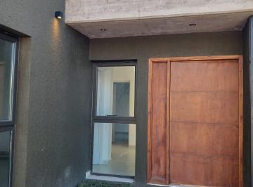 Casa · 135m² · 5 Ambientes · 2 Cocheras · Venta Casa B° Privado Portillo de Terrada - Estrenar