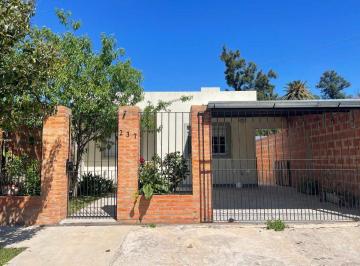 Casa · 66m² · 3 Ambientes · 1 Cochera · Venta Casa Pilar Astolfi Cochera Parrilla 3 Amb