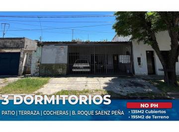 Casa · 135m² · 5 Ambientes · 3 Cocheras · Venta Casa 3 Dorm. B. Roque Saenz Peña Patio