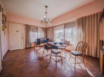 Casa · 115m² · 3 Ambientes · Venta Casa 3 Ambientes San Isidro - Lote 300 Metrs