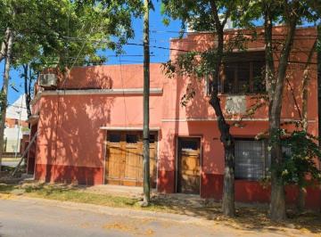 Casa · 142m² · 5 Ambientes · 1 Cochera · Casa en Venta 5 Ambientes con Terraza en Olivos