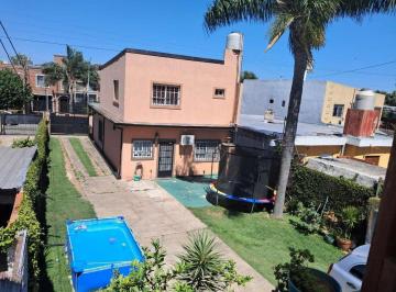 Casa · 355m² · 7 Ambientes · 1 Cochera · Casa Multifamiliar Lote Propio Don Torcuato Tigre