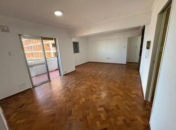Departamento · 75m² · 3 Ambientes · 1 Cochera · Venta Dpto 2 Dorm. + 2 Baños y Cochera