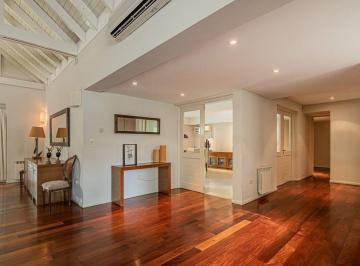 Casa · 300m² · 5 Ambientes · 2 Cocheras · Casa en Venta Grand Bell I