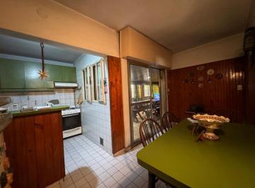 Casa · 150m² · 4 Ambientes · 2 Cocheras · Chalet 3 Amb + Patio y Dpto en P. A. Longchamps