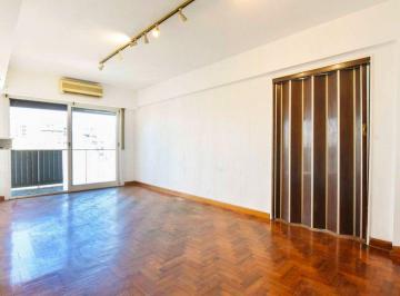 Departamento · 63m² · 3 Ambientes · Depto 3 Amb en Venta en Caballito con Balcón