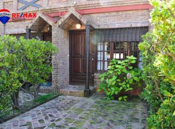 Departamento · 96m² · 4 Ambientes · Venta de Triplex en Pinamar a Una Cuadra del Mar