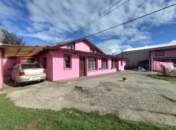 Casa · 150m² · 6 Ambientes · 2 Cocheras · Casa con Lote Amplio en Zona Industrial