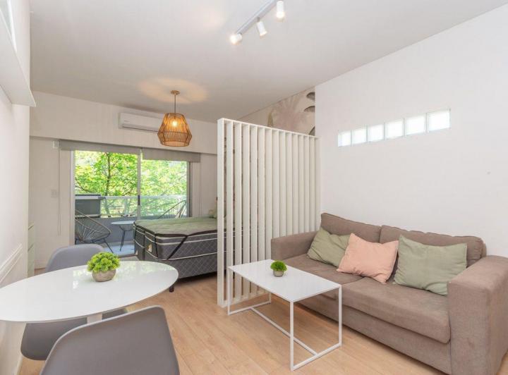 Venta Almagro Monoambiente Divisible Balcón
