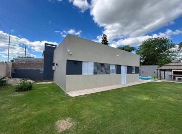 Quinta vacacional · 70m² · 2 Dormitorios · Venta Casa Quinta en Colonia Nueva