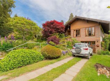 Casa · 180m² · 6 Ambientes · 2 Cocheras · Venta Casa en Bariloche