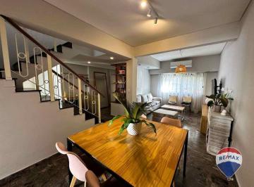 Casa · 150m² · 6 Ambientes · 1 Cochera · Casa en Venta 6 Ambientes Barracas con Cochera
