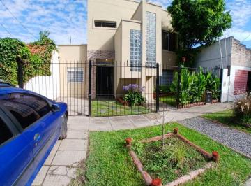 Casa · 123m² · 5 Ambientes · 1 Cochera · Venta Casa 5 Ambientes C/cochera Ituzaingo Norte