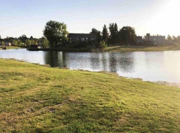 Terreno · 900m² · Terreno a La Laguna en Barrio El Cazal 900 m²