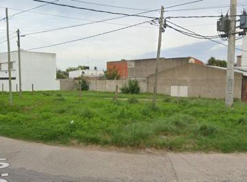 Terreno · 401m² · Lote en Venta en La Plata con Escritura