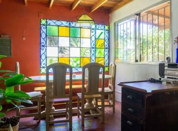 Casa · 1m² · 4 Ambientes · Casa en Venta City Bell 4 Dorm.