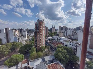 Departamento · 80m² · 5 Ambientes · Departamento en Venta La Plata 3 Dorm.
