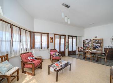 PH · 81m² · 3 Ambientes · Venta PH 3 Amb C/patio - Caseros - Apto Credito