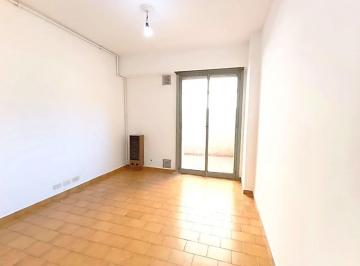 Departamento · 27m² · 2 Ambientes · Venta Departamento I Dorm con Patio Propio Centtro