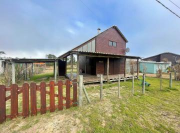 Casa · 64m² · 3 Ambientes · 1 Cochera · Venta Casa Punta del Diablo, 2 Dorm.