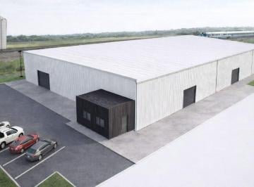 Bodega-Galpón · 1000m² · Galpon en Alquiler en Pergamino en Parcum
