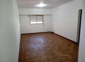 Departamento · 70m² · 3 Ambientes · Departamento de 2 Dorm.