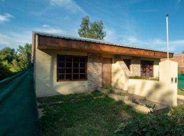 Casa · 160m² · 6 Ambientes · 2 Cocheras · Venta Casa Duplex en General Rodriguez con Lote