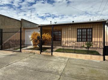 Casa · 148m² · 6 Ambientes · 1 Cochera · Propiedad en Venta – Don Bosco 2345 | Río Grande