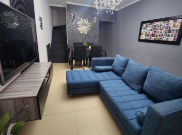 Departamento · 65m² · 3 Ambientes · 1 Cochera · Venta Casa Dúplex 3 Amb I. Casanova Apto Crédito