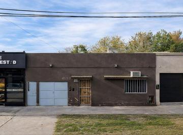 Casa · 180m² · 10 Ambientes · 1 Cochera · Casa en Venta – República del Líbano 67, La Banda