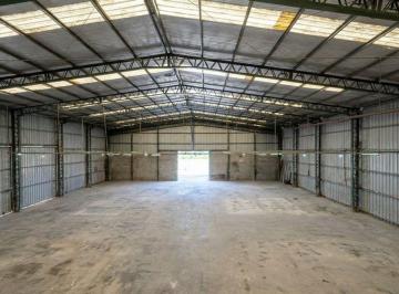 Bodega-Galpón · 900m² · Galpón/depósito en Venta 1500 m² Paso del Rey