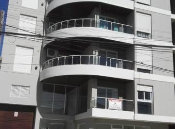 Departamento · 52m² · 3 Ambientes · Apto a Creditos Se Vende en Rio Cuarto Departamento 1 Dorm C/balcón: Bicación y Lindo Edificio!