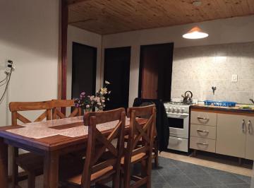 Casa · 72m² · 4 Ambientes · 3 Cocheras · Casa Amoblada Para 6 Personas San Patricio del Chañar