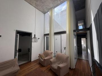 Casa · 165m² · 5 Ambientes · Casa en Venta en El Centro de Colonia del Sacramento – 3 Dorm. Reciclada con Renta