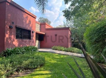 Casa · 200m² · 4 Ambientes · 2 Cocheras · Casa en Venta en Ituzaingo Villa Udaondo