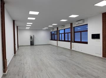 Local comercial de 4 ambientes, San Nicolás · Espacio Ideal Para Estudio - Reciclado - Pintado - Electricidad a Nuevo