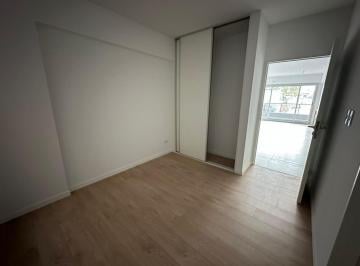 Departamento · 46m² · 2 Ambientes · Departamento de 2 Ambientes Al Frente con Dormitorio en Suite.