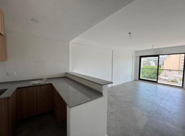 Yerbal 2100 - 1 Amb en Construccion - Frente 1er Piso