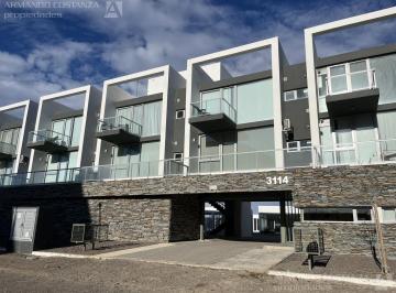 Departamento · 70m² · 3 Ambientes · 1 Cochera · Vende / Departamento en Puerto Madryn a 200 m del Mar / Piscina y Gym