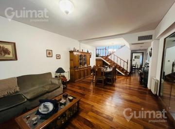 PH · 242m² · 4 Ambientes · 1 Cochera · PH 4 Ambientes, Jardin y Terraza en Caballito