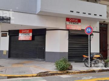 Local comercial · 58m² · 58.75 m² Excelente Local en Esquina - Av Díaz Vélez Esquina Rawson - Almagro