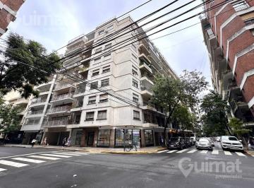 Departamento · 90m² · 3 Ambientes · Recoleta Piso 3 Ambientes Toilletes Dependencia Cocina Indep. de Epoca Bien Cuidado 2 Balcones