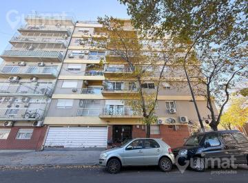 Departamento · 65m² · 2 Ambientes · 1 Cochera · Oportunidad! Villa del Parque! Departamento 2 Ambientes Luminoso 5to Piso con Cochera
